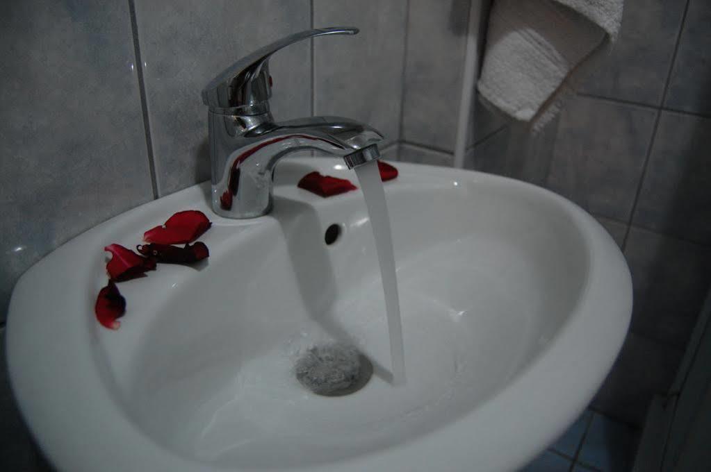 Hotel Montenegro Struga Eksteriør bilde